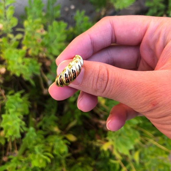 Gold “Croissant” Ring / Twist Ring - Picture 3 of 4